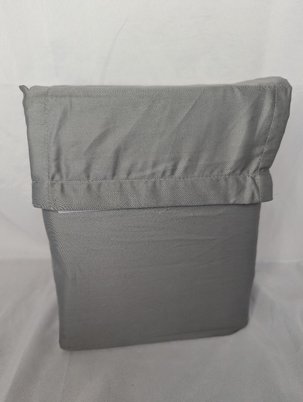 NWOT Threshold Gray Solid Performance 400 Thread Count King Sheet Set - Picture 3 of 4